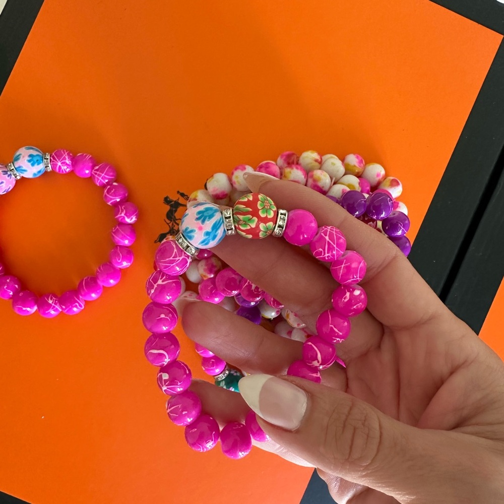 Bracelets pink summer